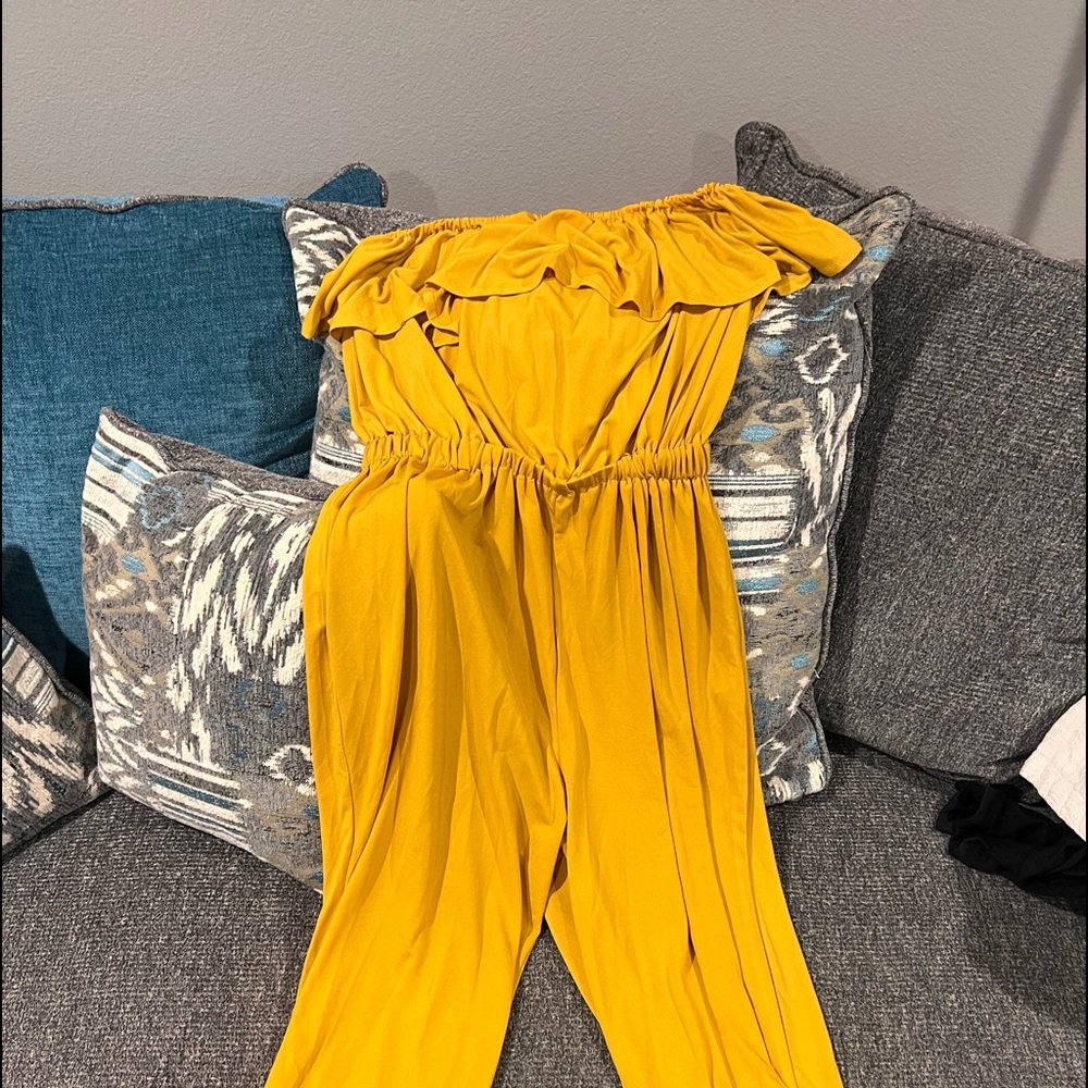 Gold halter jumper